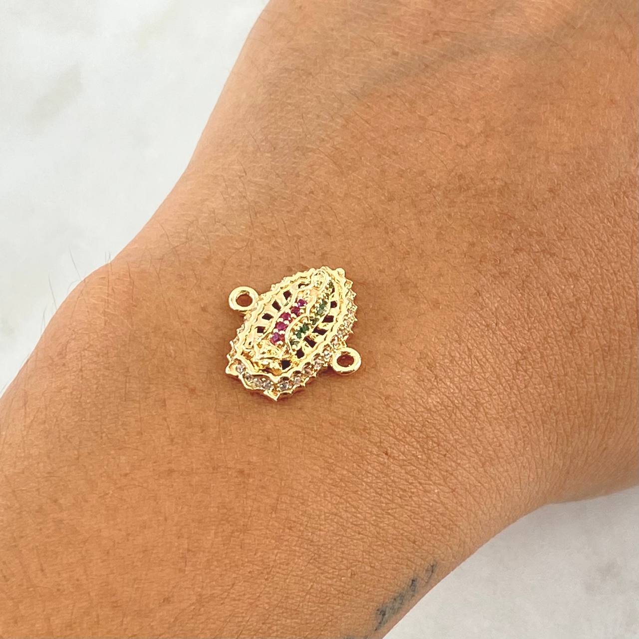 Herraje Virgen Guadalupe 2.6gr / 1.6cm / Oro Amarillo 18K