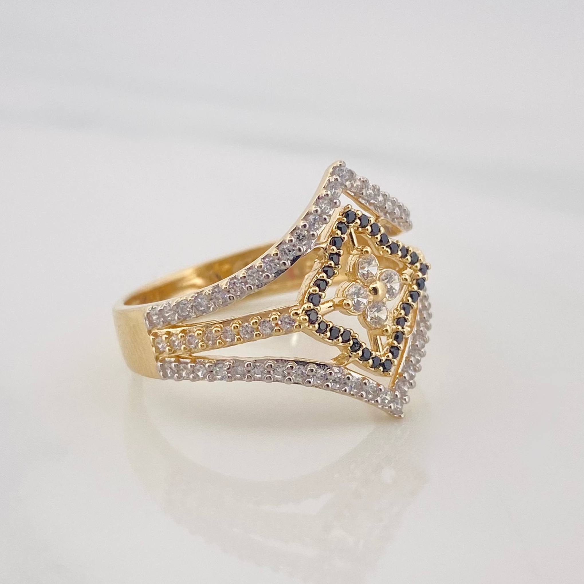 Anillo Rombos 3.75g / T7 3/4 Dos Oros Amarillo Blanco 18K