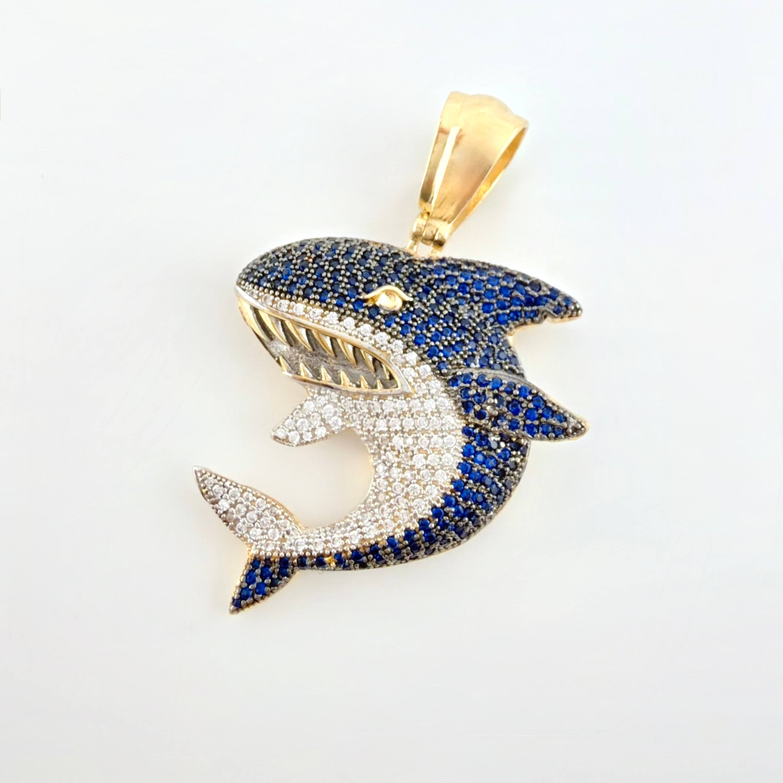 Dije Tiburon 13.2gr / 5cm / Oro Amarillo 18K ©