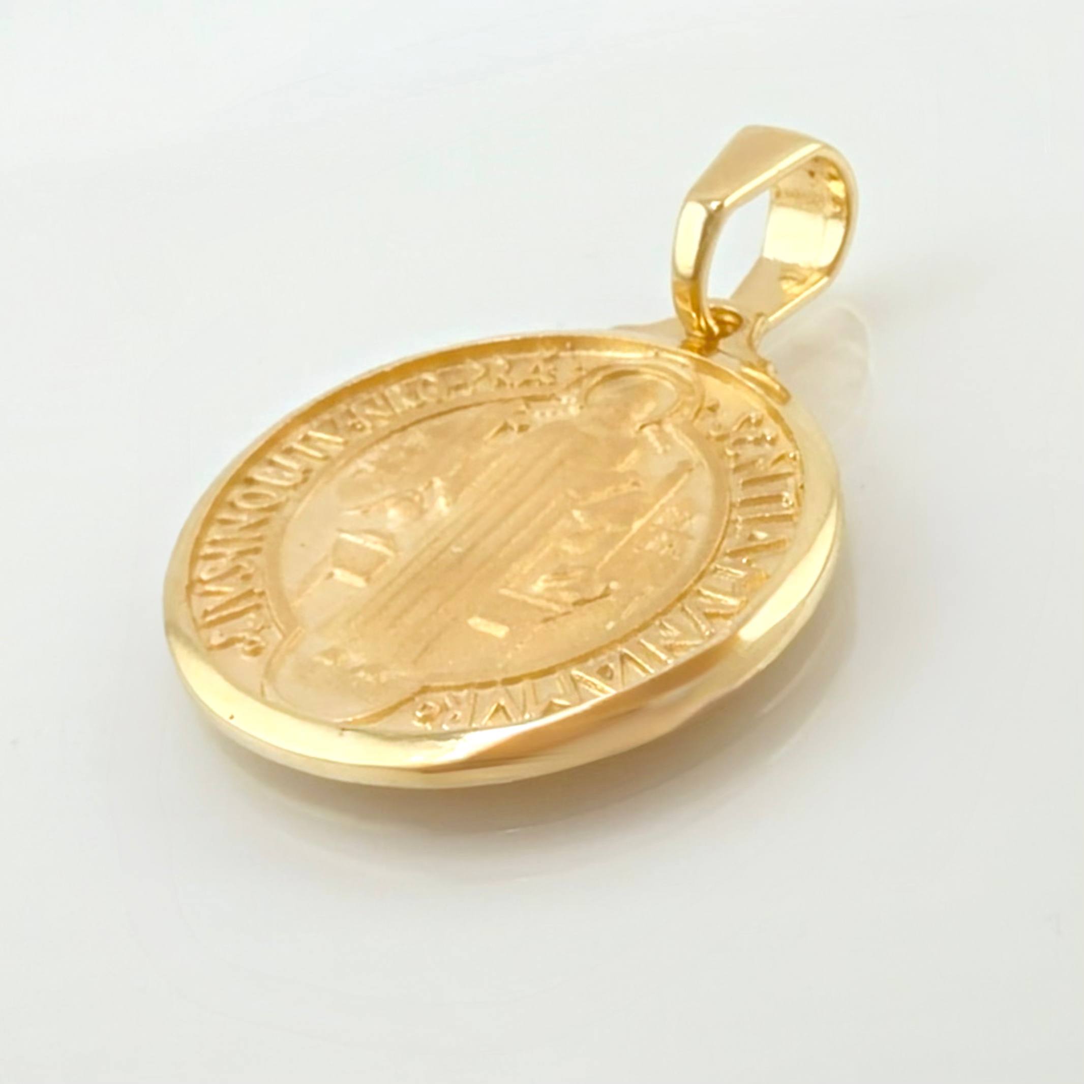 Dije San Benito 14gr / 4.2cm / Oro Amarillo 18K ©