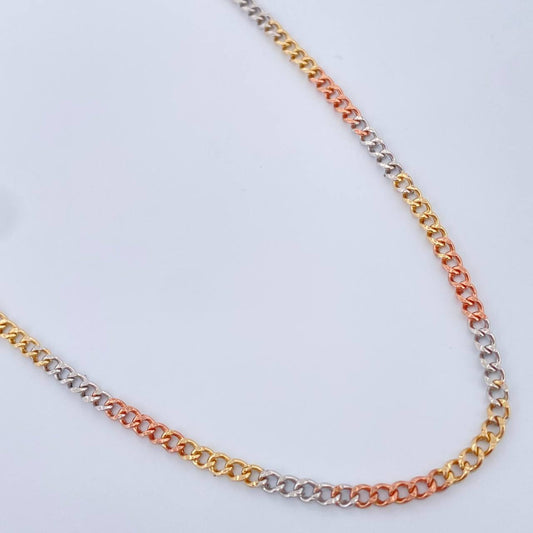 Cadena Cubana 4.1gr / 61.5cm / Tres Oros +1 14K Italy &