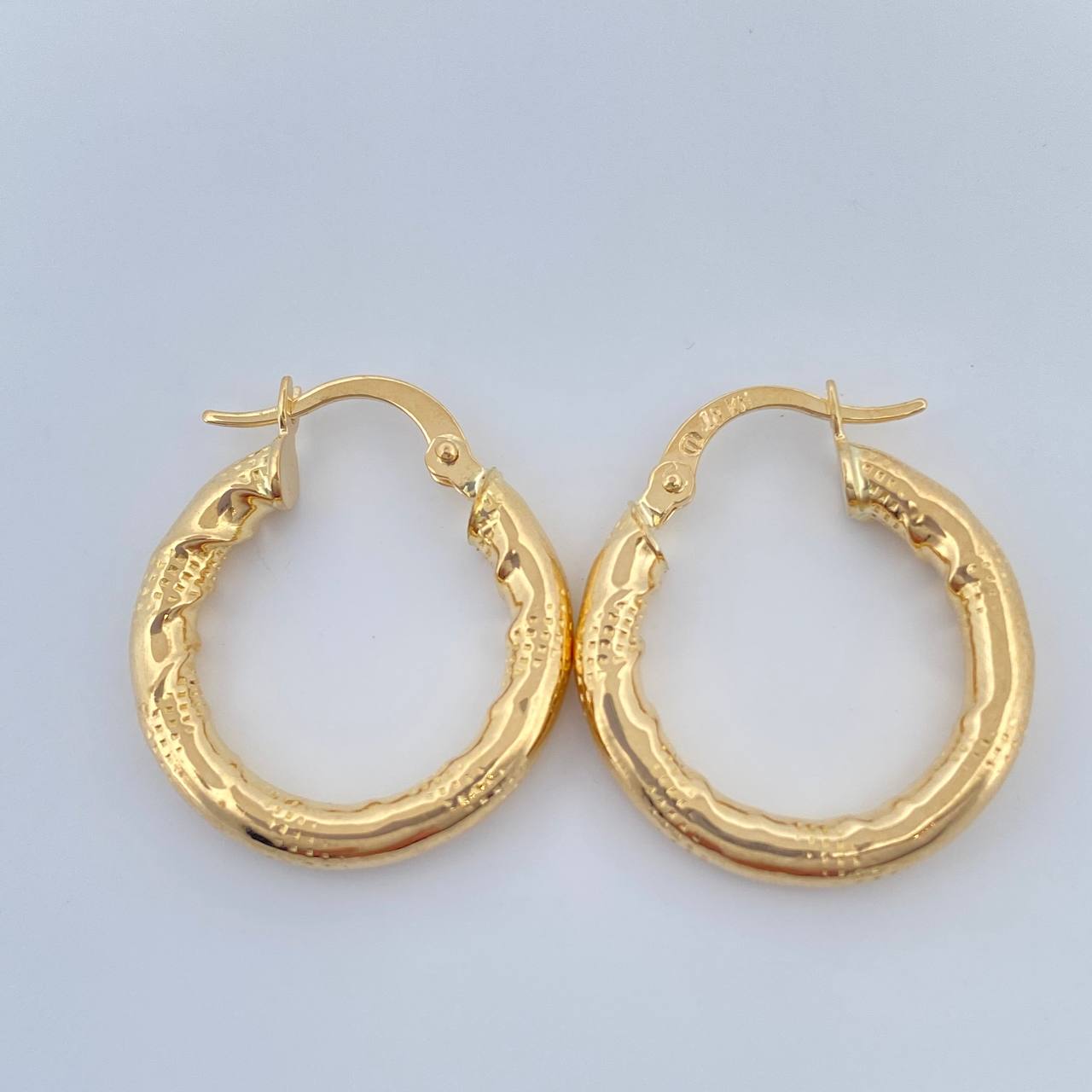 Candongas Rox 2.25gr / 2.3cm / Oro Amarillo 18K $