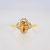 Anillo Trebol 2.15g / T6 1/2 Dos Oros Amarillo Blanco 18K