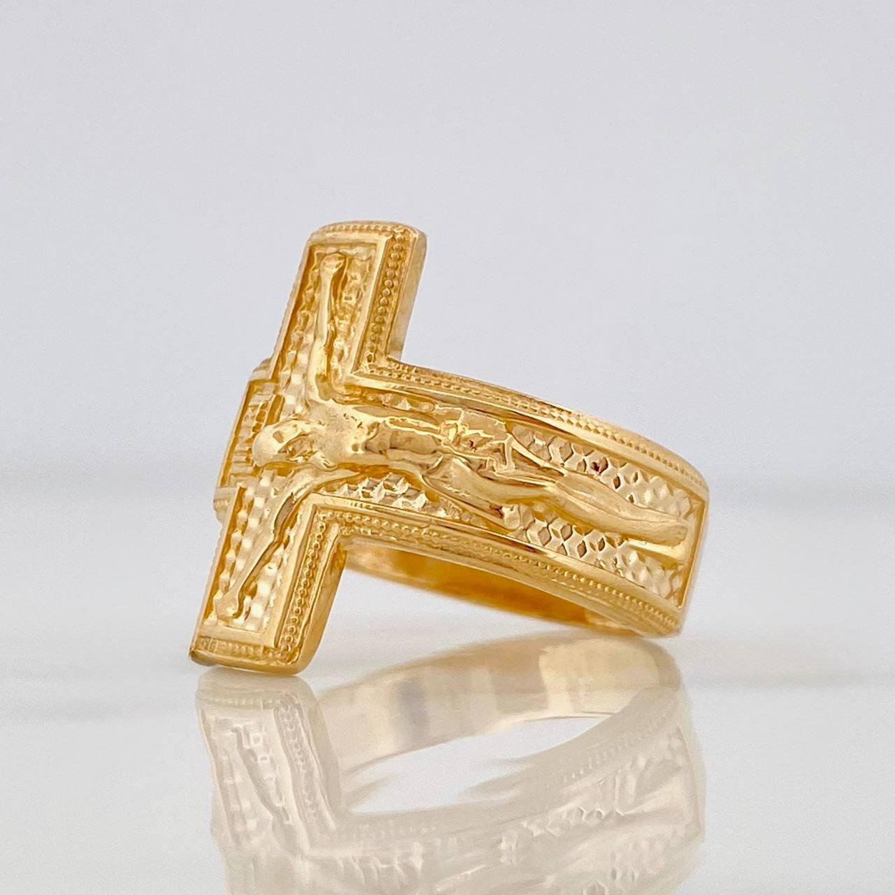 Anillo Cruz Cristo 6.55g / T8 3/4 Oro Amarillo 18K
