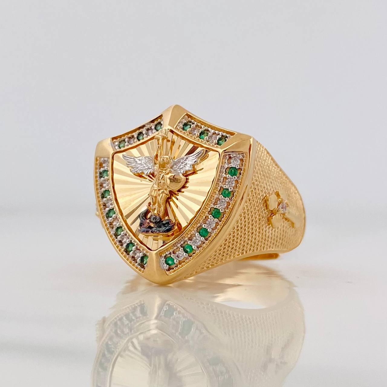 Anillo Escudo San Miguel Arcángel 9.3g / T10 1/4 Tres Oros 18K