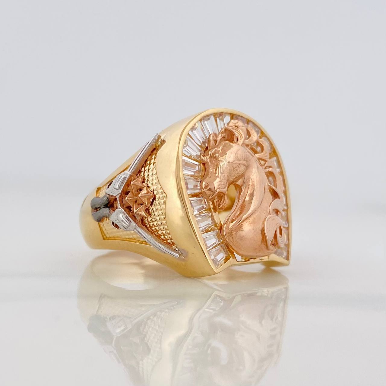 Anillo Herradura Caballo 10.3g / T10 1/2 Tres Oros 18K