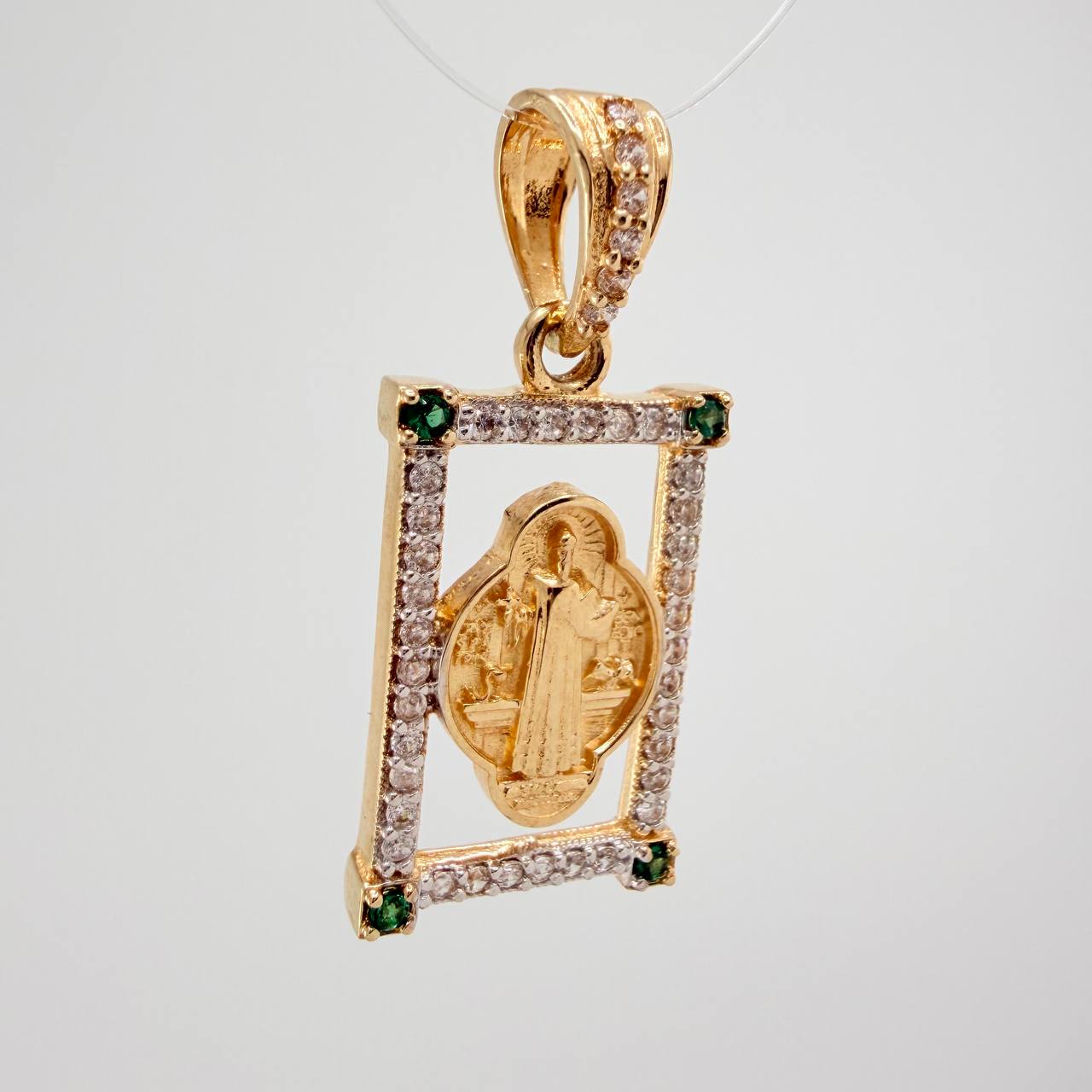 Dije San Benito 2.4gr / 2.5cm / Dos Oros Amarillo Blanco 18K &