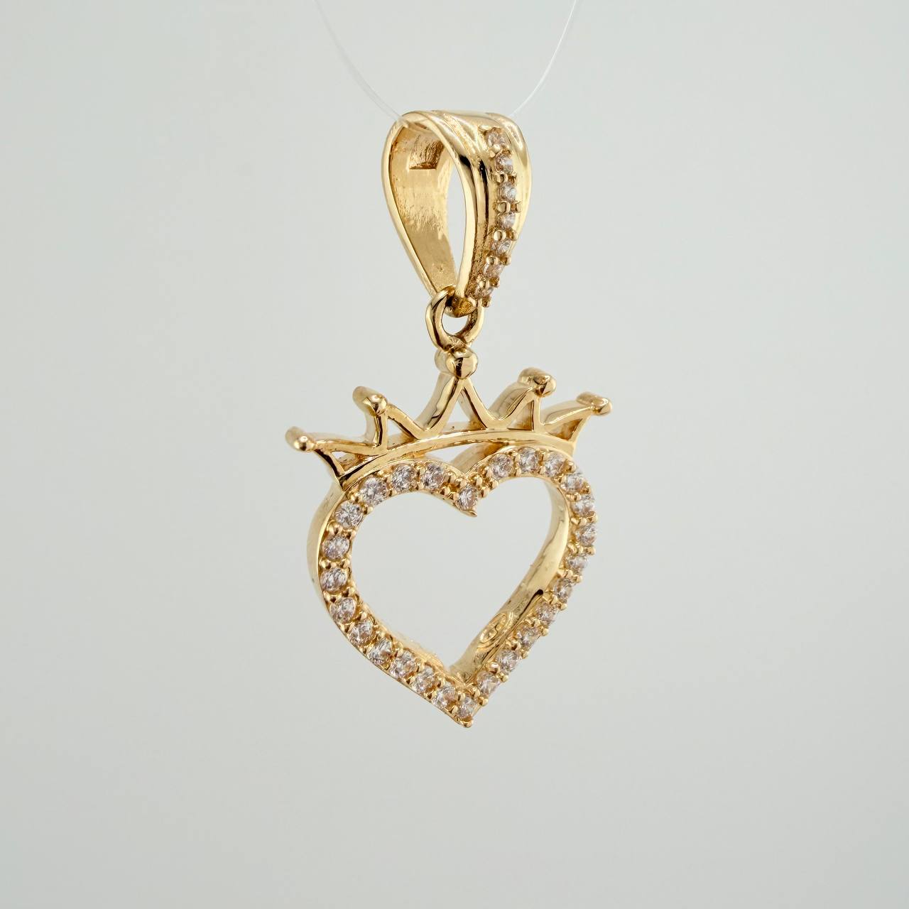 Dije Silueta Corazon Corona 3.15gr / 2.9cm / Oro Amarillo 18K