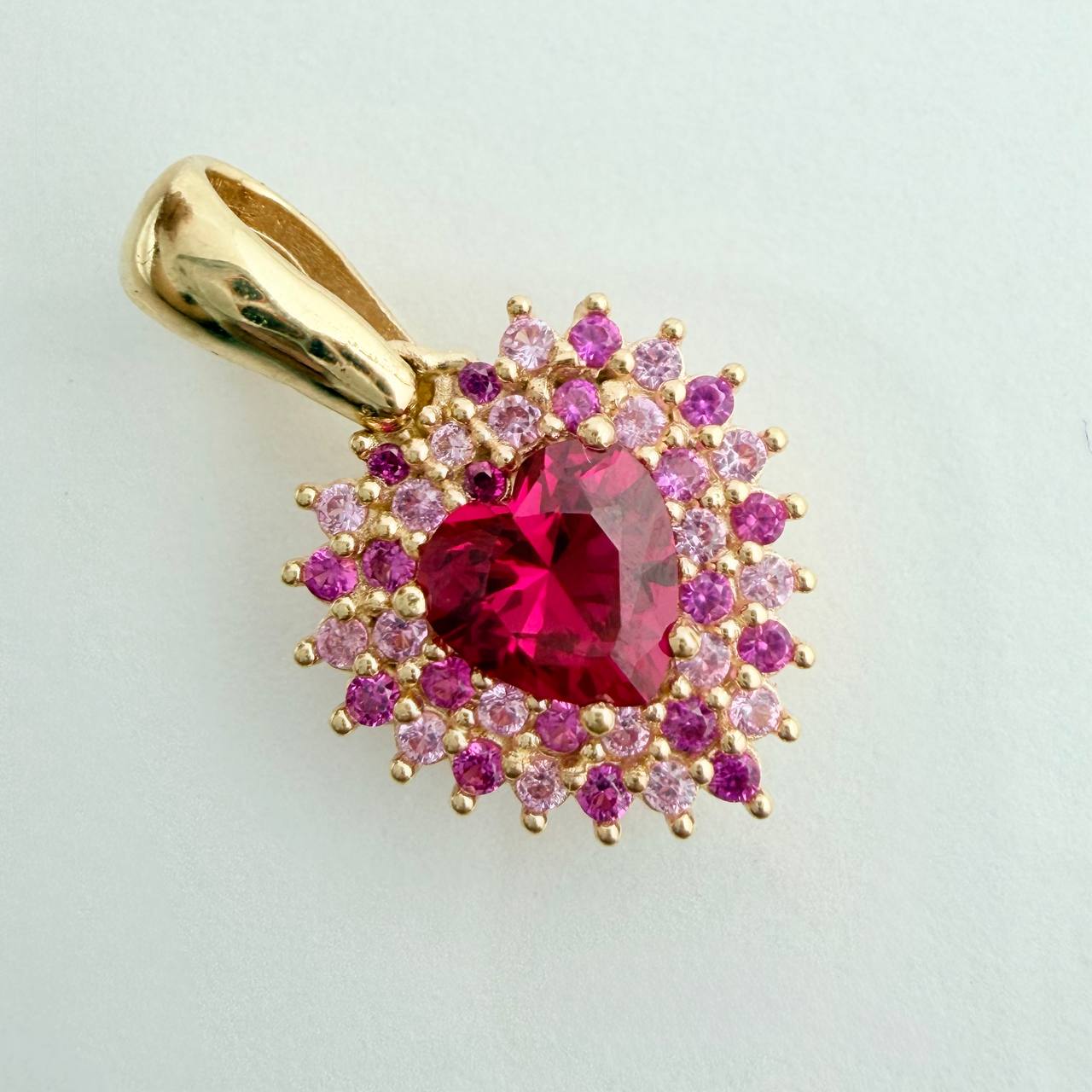 Dije Halo Corazon Tupido 2.35gr / 2cm / Oro Amarillo 18K &
