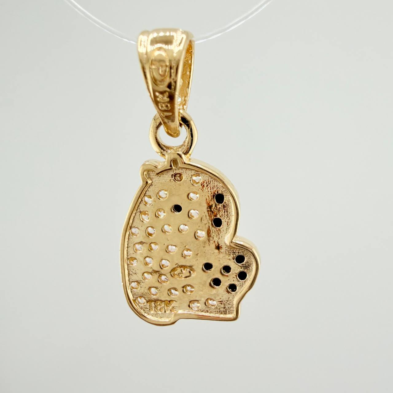 Dije Capibara 1.5gr / 1.9cm / Dos Oros Negro Amarillo 18K
