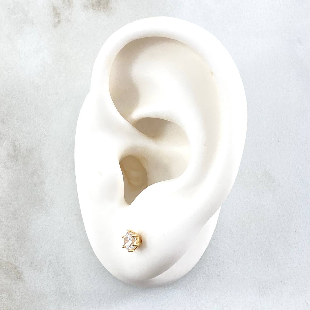 Topos Piedra Seis Garras 0.8gr / 4.3mm Circon Blanco Oro Amarillo 18K (Joya)