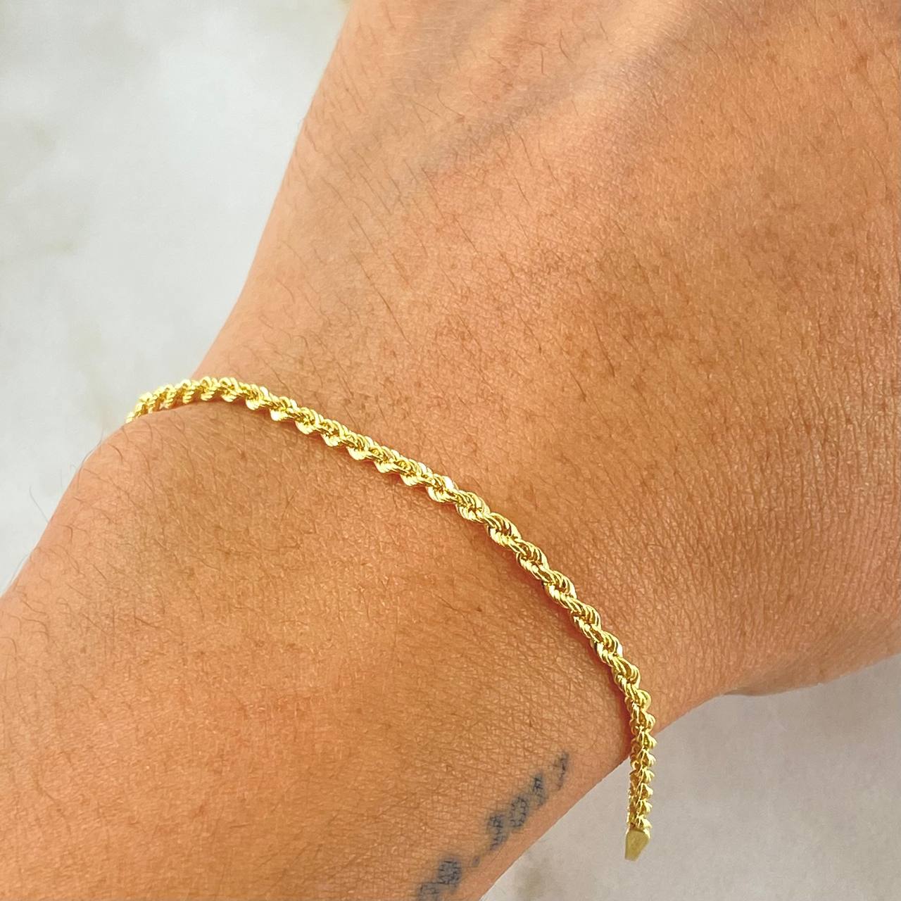 Pulso Lazo 1.5gr / 18cm / +3 Oro 18K ©