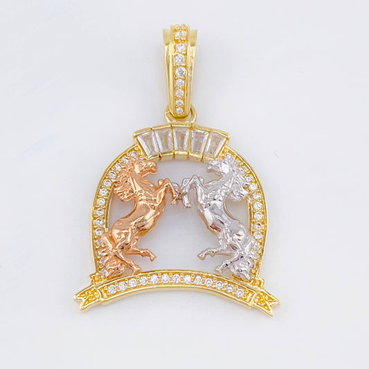 Dije Placa Herradura Caballos 4.5gr / 3.4cm / Tres Oros 18K