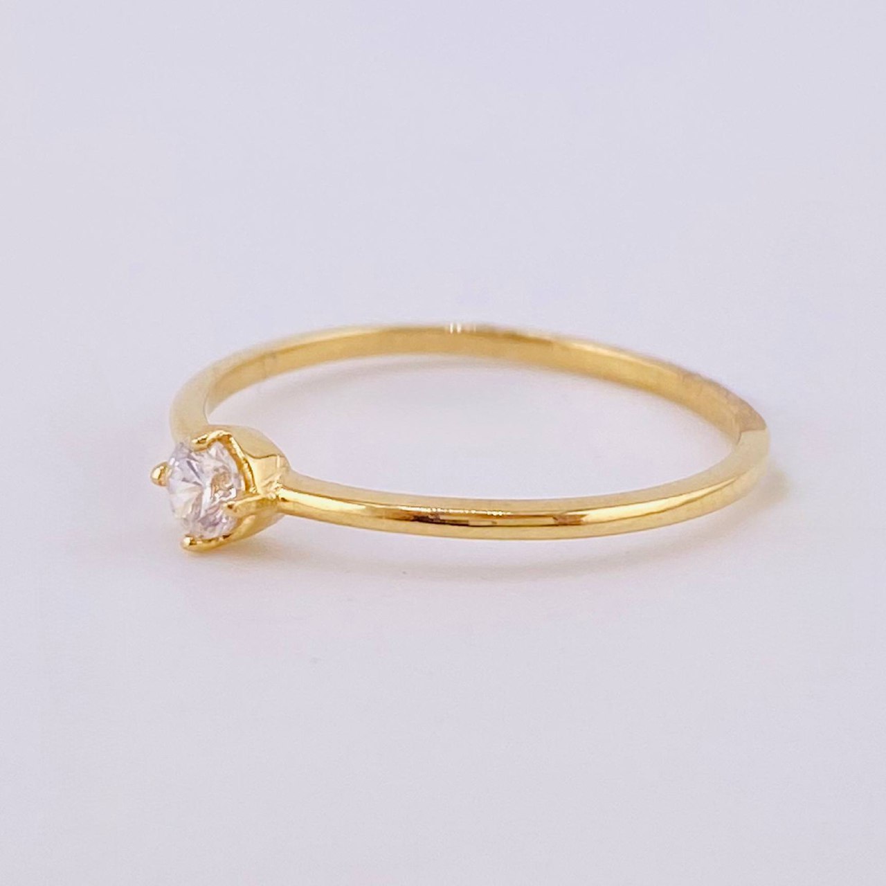 Anillo Solitario 0.95gr / T5 3/4 / Oro Amarillo 18K ©