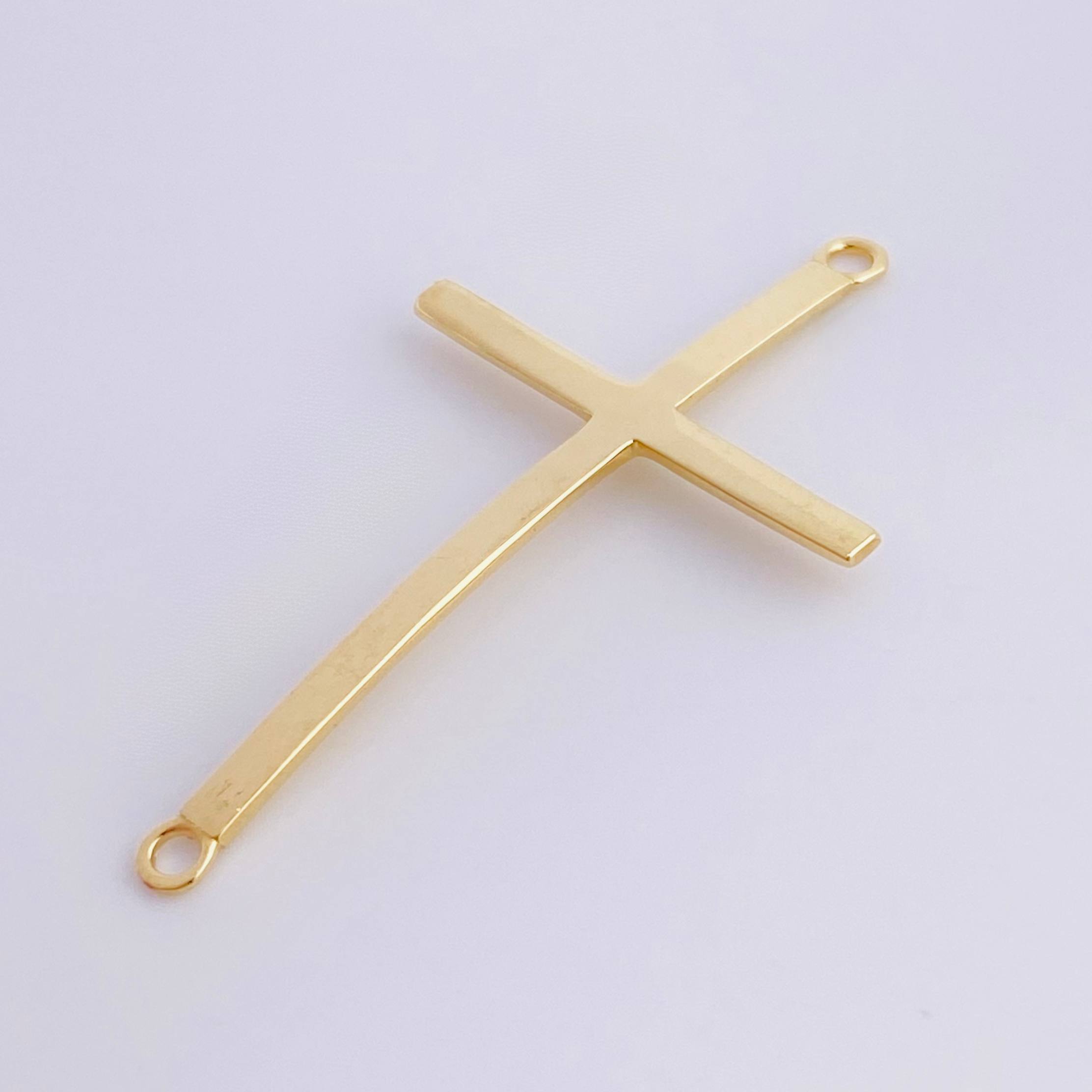 Herraje Cruz Curva 1.55gr / 4cm / Oro Amarillo 18K ©