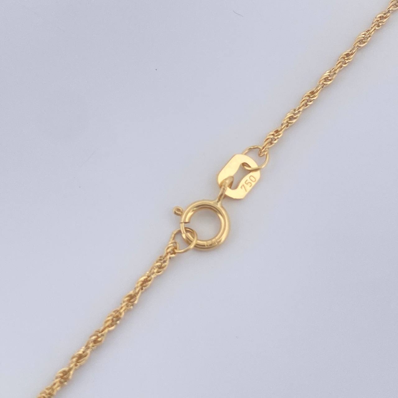 Set Cadena y Dije Lazo + Virgen De Guadalupe 1.35gr / 50cm / Oro Amarillo 18K (Oferta) &