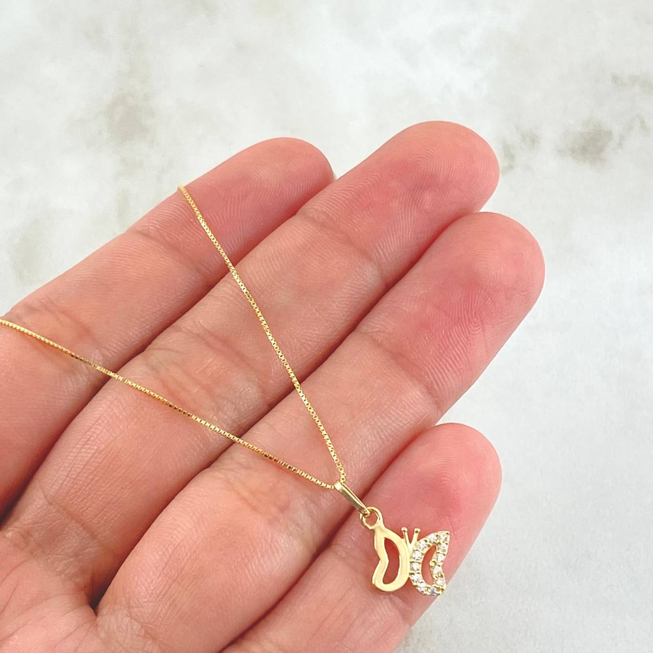 Set Cadena y Dije Veneciana + Silueta Mariposa 1.55gr / 45cm / Oro Amarillo 18K (Oferta)