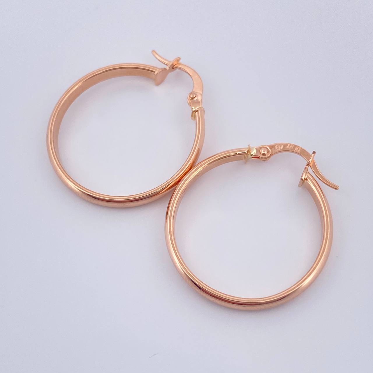 Candongas Nati 2.35gr / 2.6cm / Oro Rosa 18K $