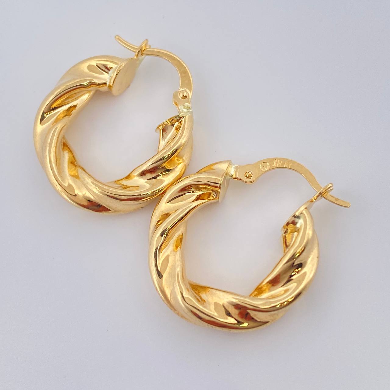 Candongas Kari 3.2gr / 2cm / Oro Amarillo 18K $