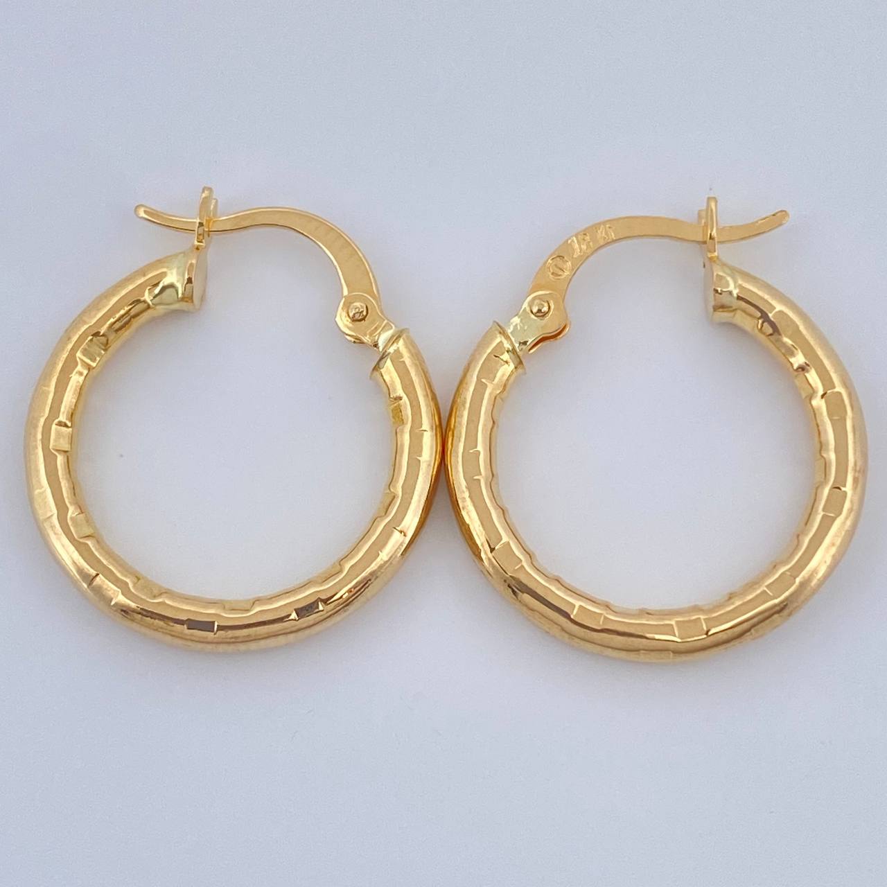 Candongas Lucero 1.65gr / 2.1cm / Oro Amarillo 18K $