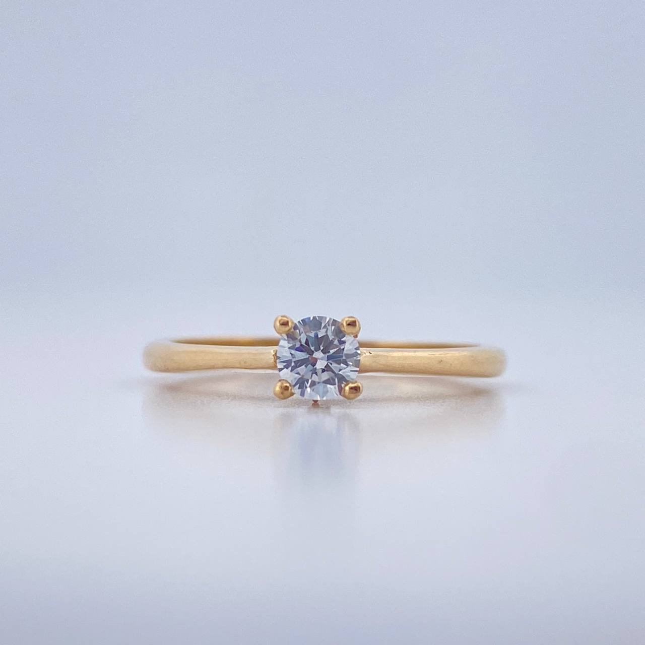 Anillo Solitario Curva 1.65gr / T6 3/4 / Oro Amarillo 18K $