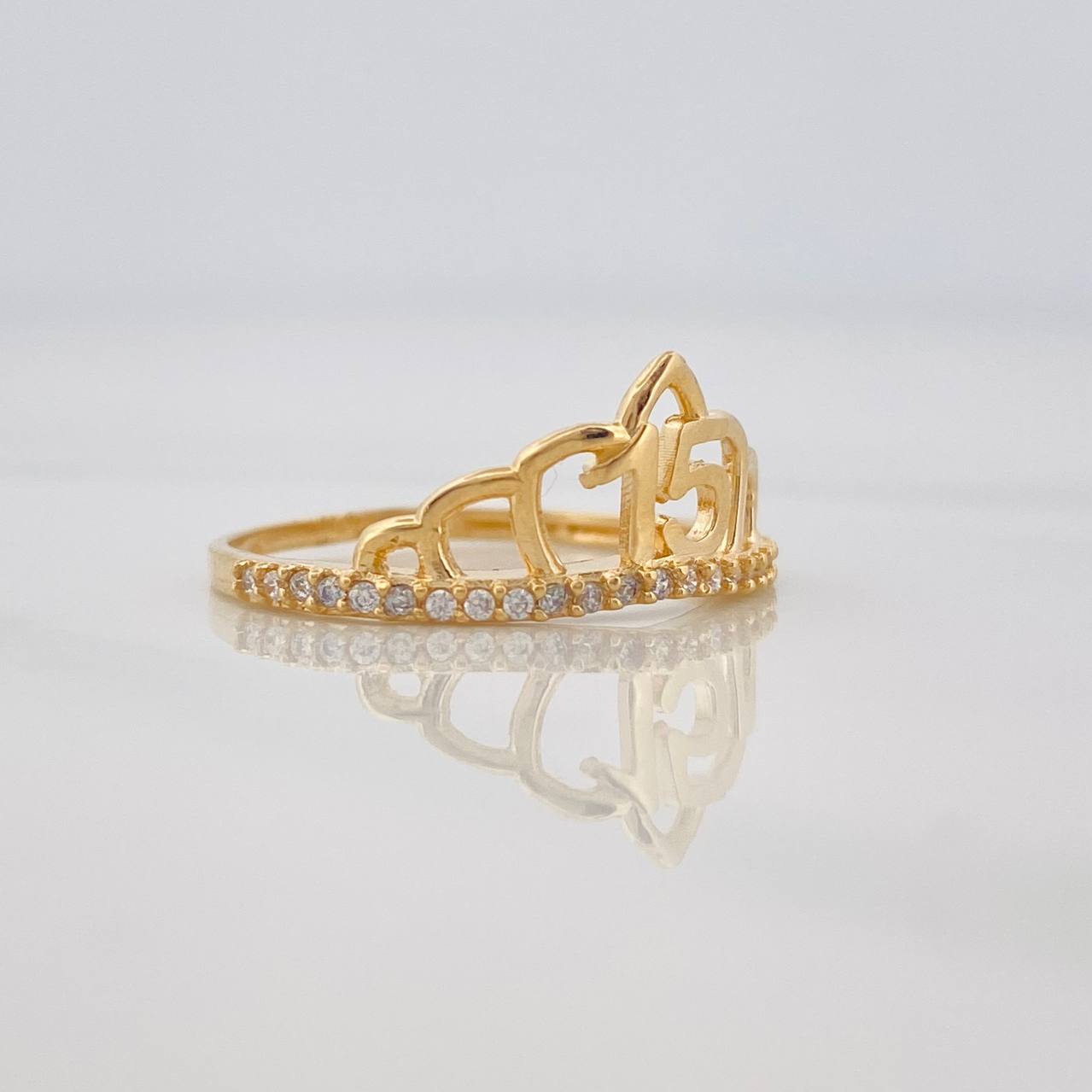 Anillo Tiara 15s 1.8g / T7 Oro Amarillo 18K