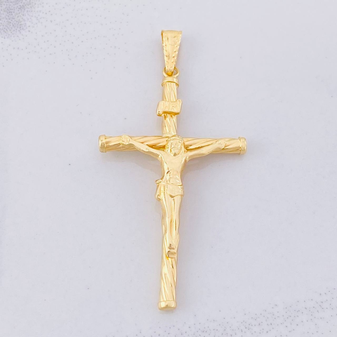 Dije Cruz Cristo 1.6g / 5cm Oro Amarillo 18K
