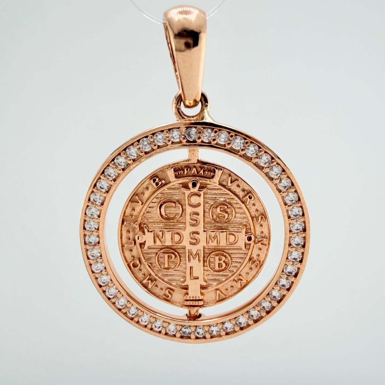 Dije Medalla San Benito 4.75gr / 3.2cm / Oro Rosa 18K $