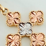 Dije Cruz Trebol 4.5gr / 4.1cm / Tres Oros Nac.Esp. 18K $