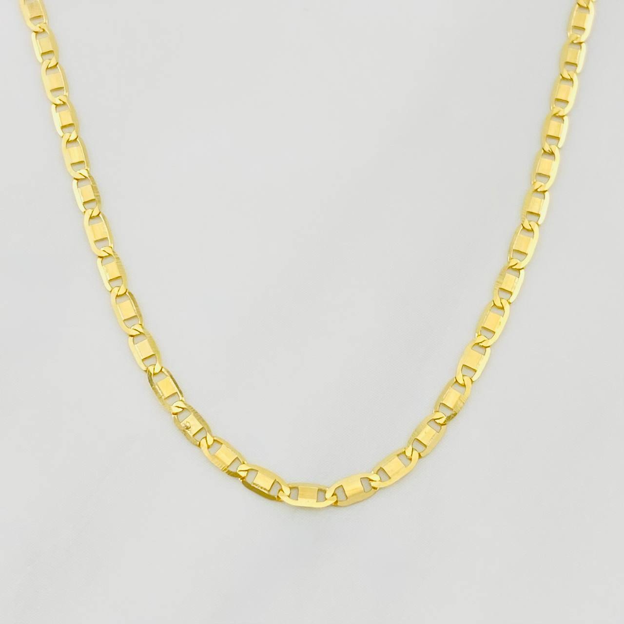 Cadena Escalera Plana 3.35g / 60cm / 1.87mm Oro Amarillo 18K