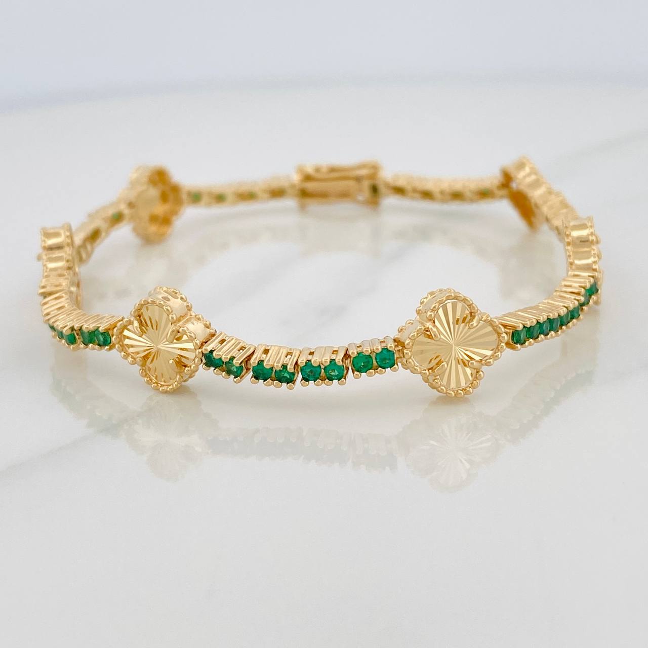 Pulso Tennis Trebol 13.6gr / 18.5cm / Oro Amarillo Nac.Esp. 18K $