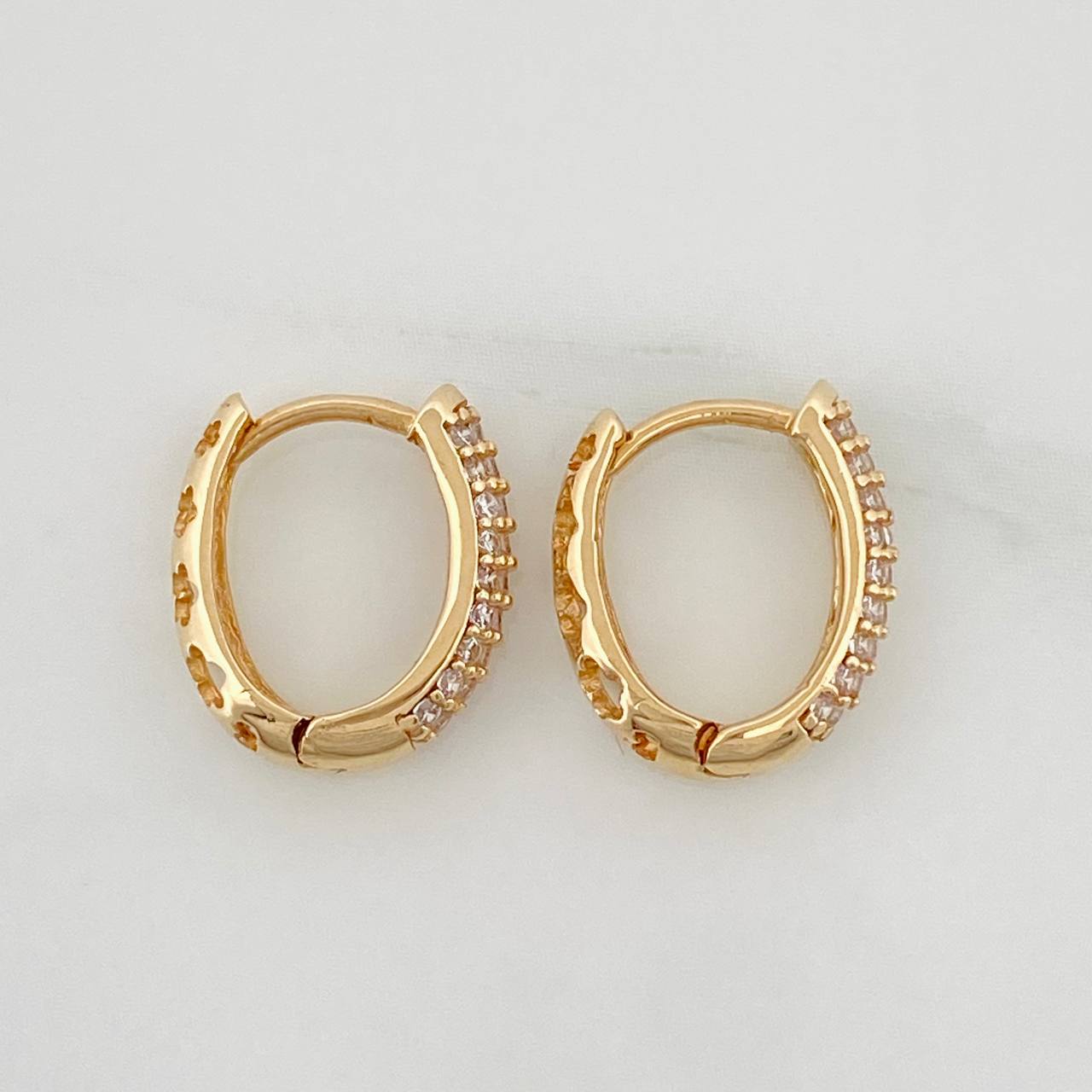 Candongas Triple Carril 2.2gr / 1.4cm / Oro Amarillo 18K %