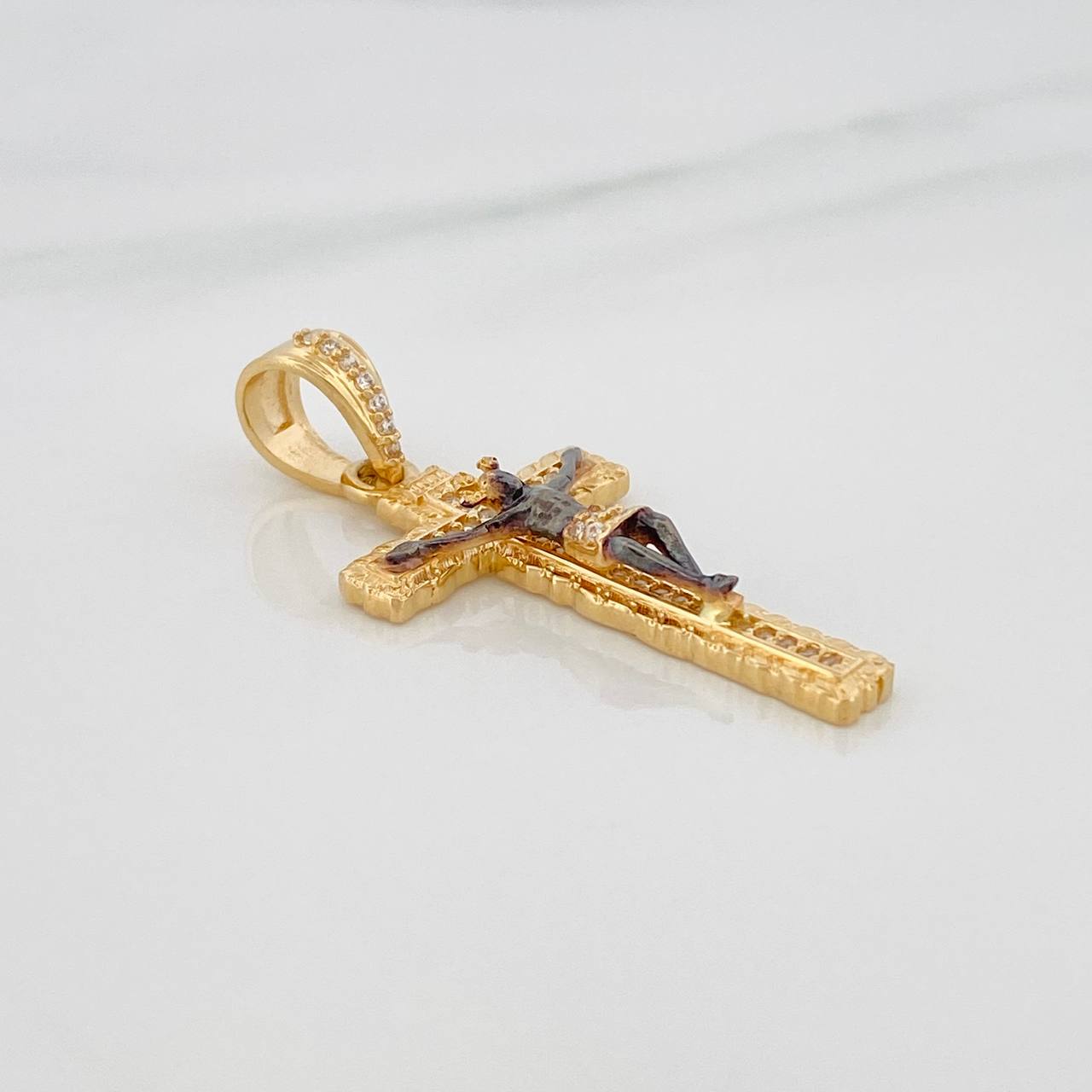 Dije Cruz Cristo Milagroso De Buga 3.9gr / 3.8cm / Dos Oros Negro Amarillo 18K %