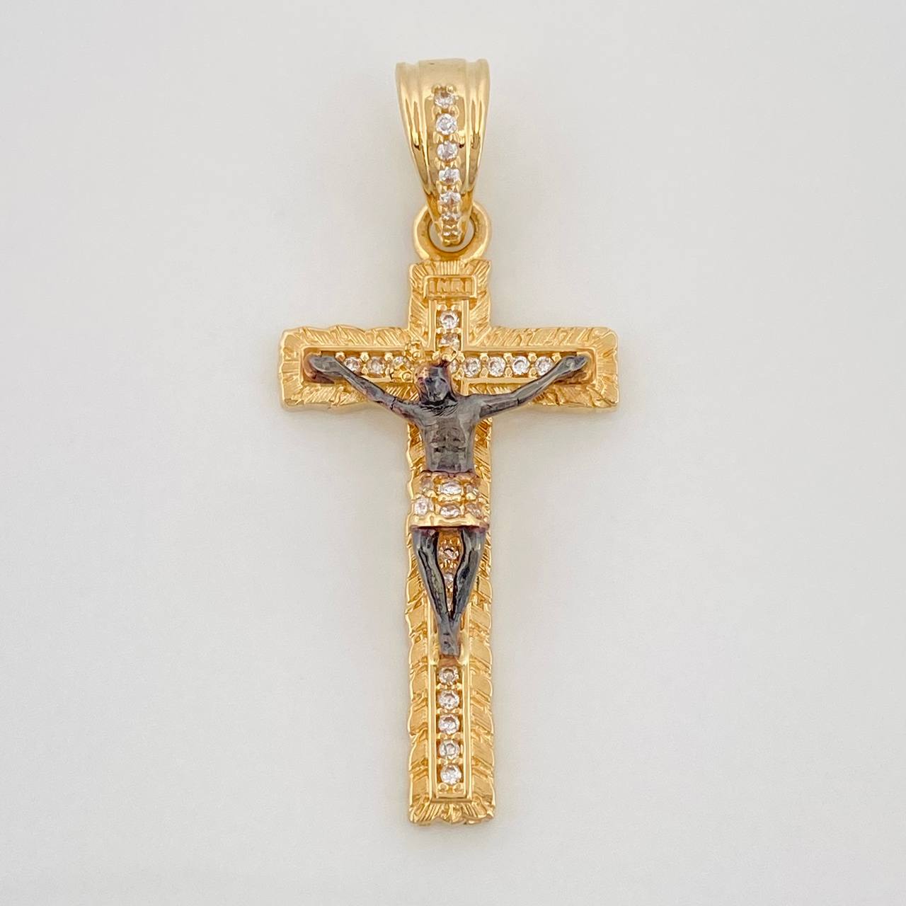 Dije Cruz Cristo Milagroso De Buga 3.9gr / 3.8cm / Dos Oros Negro Amarillo 18K %