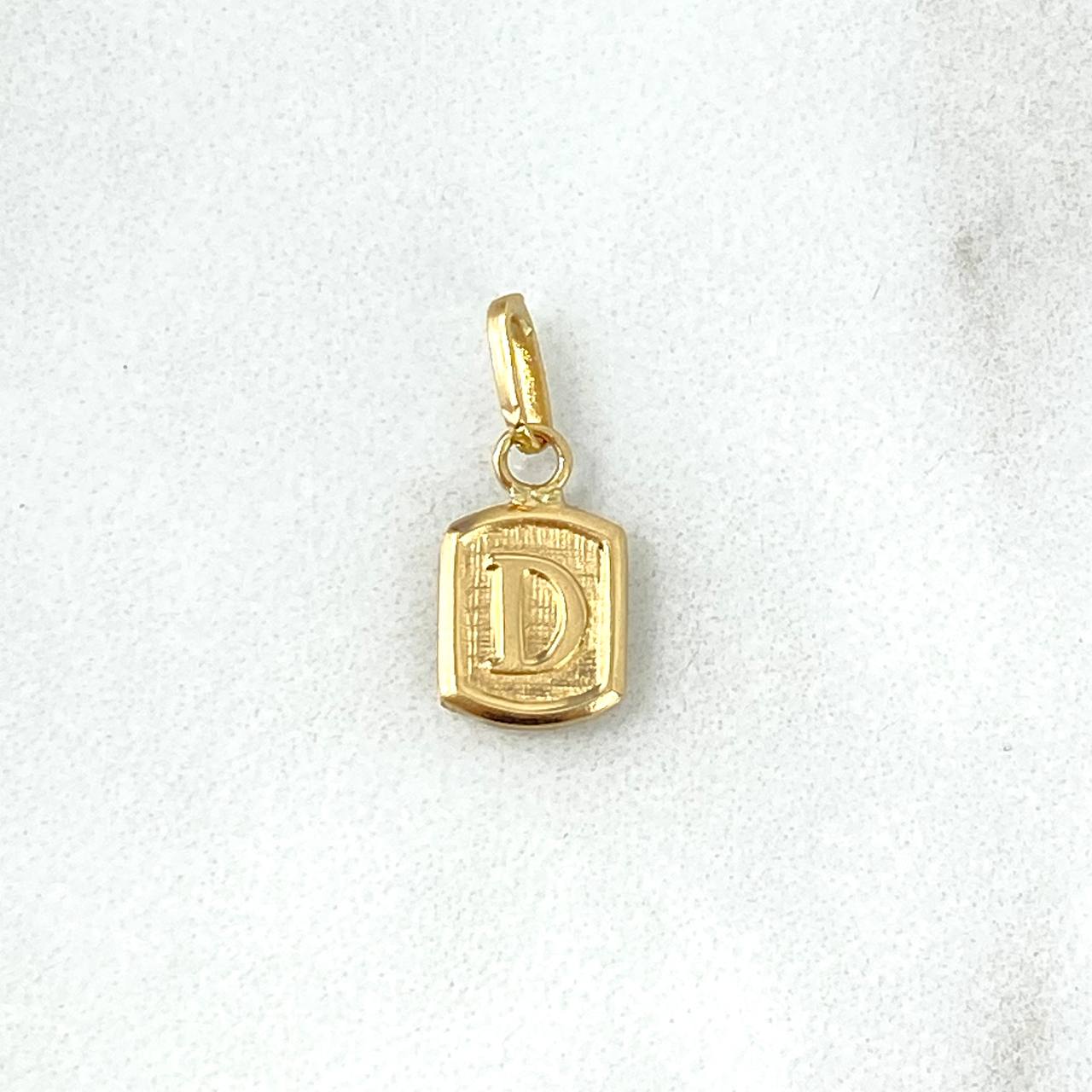 Dije Marco Letra D 0.35gr / 1.5cm Oro Amarillo