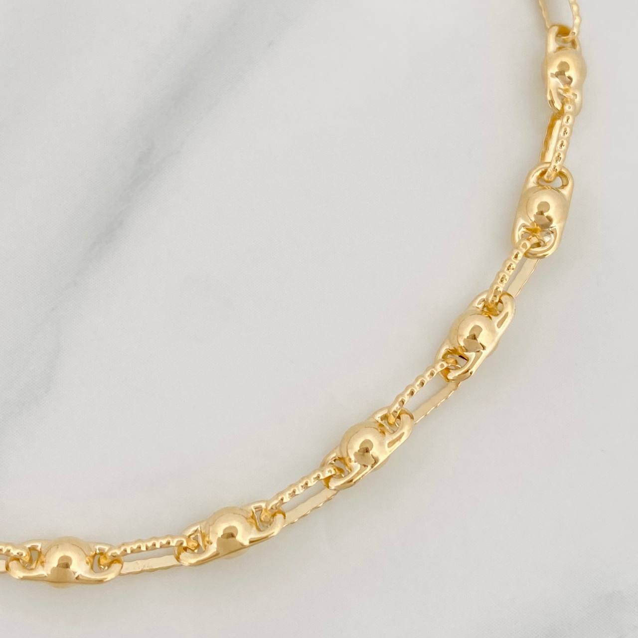 Pulso Rustico Burbuja 4.1g / 21cm / 3.4mm Oro Amarillo 18K