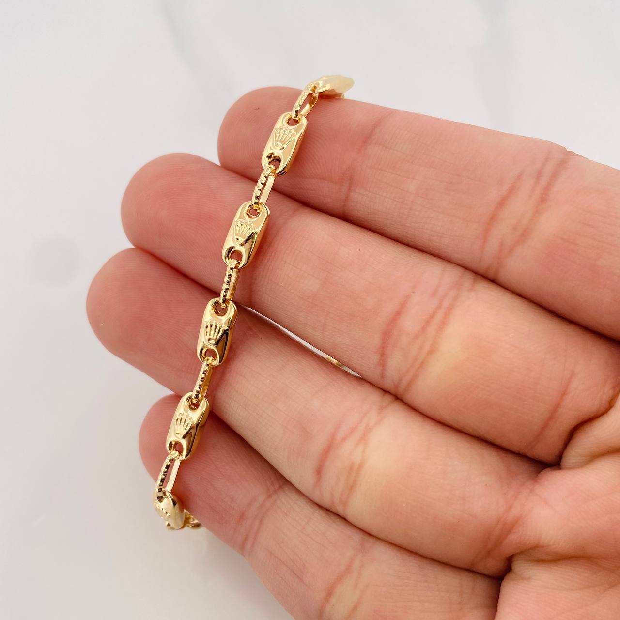 Pulso Rustico Corona 4.95g / 20cm / 4.3mm Oro Amarillo 18K