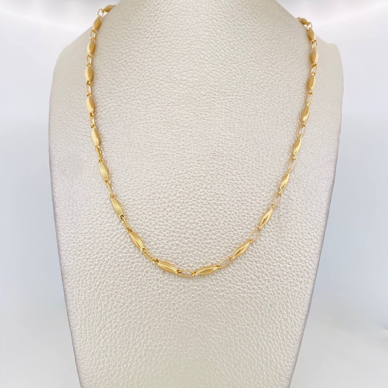Cadena Rustica Eslabon 8.7g / 50cm / 3.3mm Oro Amarillo 18K