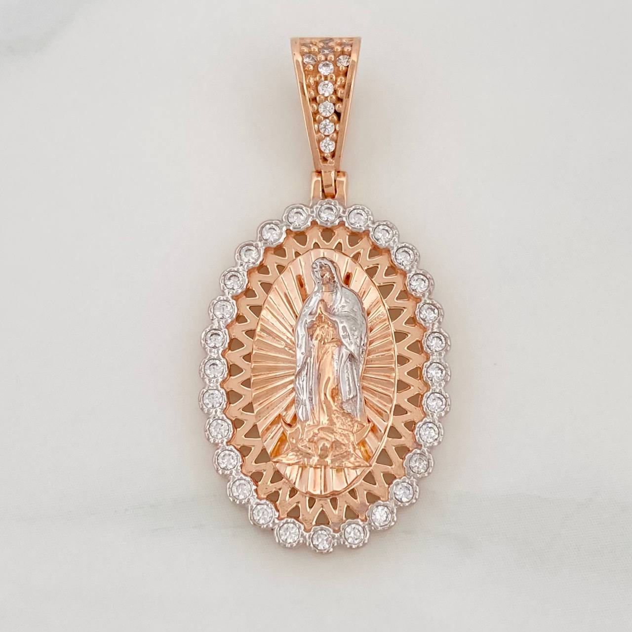 Dije Virgen de Guadalupe 4.3g / 3.5cm Dos Oros Blanco Rosa 18K