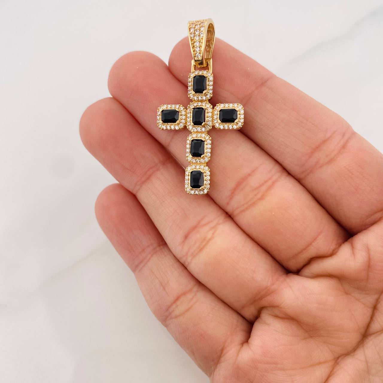 Dije Cruz 3.65g / 4cm Oro Amarillo 18K
