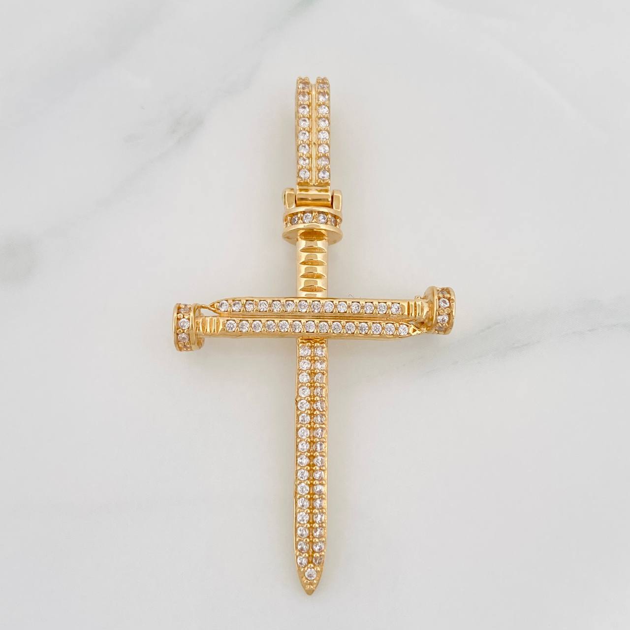 Dije Cruz Clavo 4.15g / 4.5cm Oro Amarillo 18K