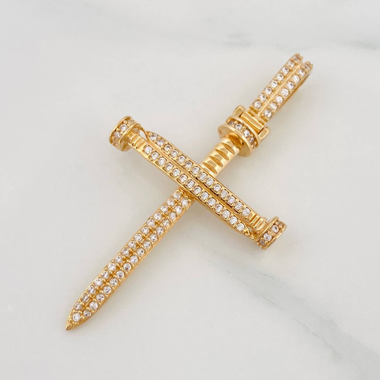 Dije Cruz Clavo 4.15g / 4.5cm Oro Amarillo 18K