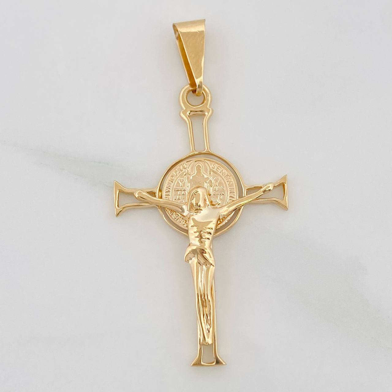Dije Cruz Cristo 2.6g / 4.3cm Oro Amarillo 18K