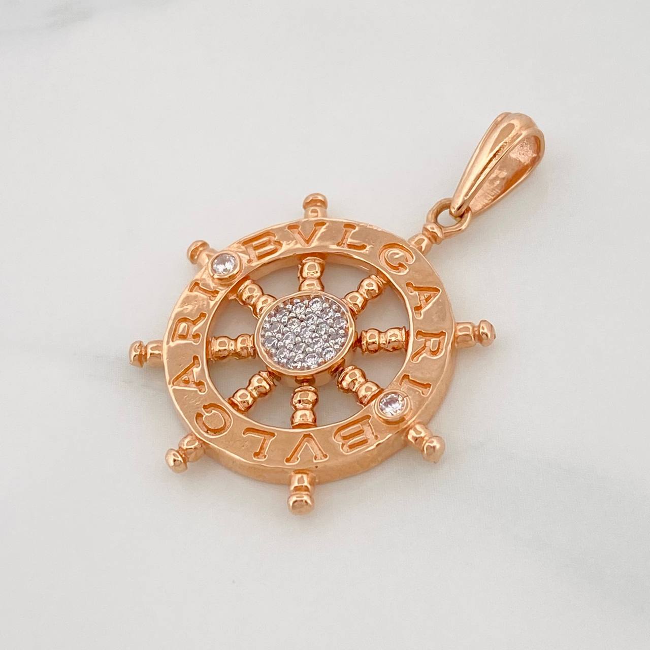 Dije Timon Bv 4.55g / 3.5cm Dos Oros Blanco Rosa 18K