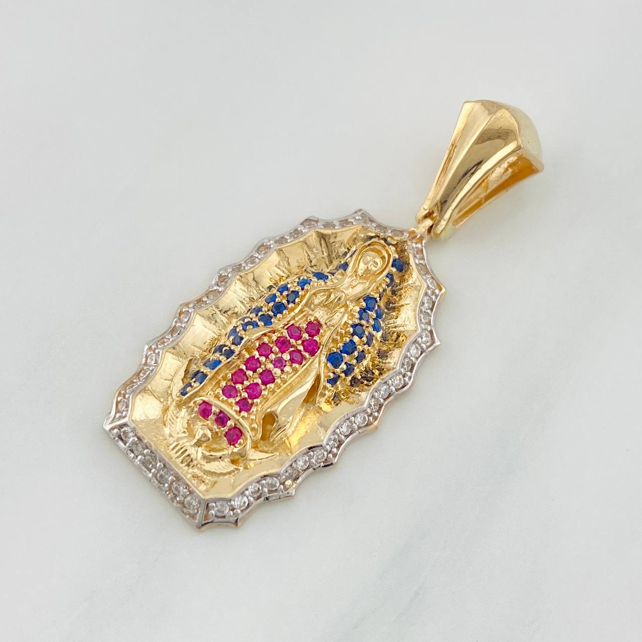 Dije Virgen de Guadalupe 5.65g / 3.7cm Dos Oros Amarillo Blanco 18K