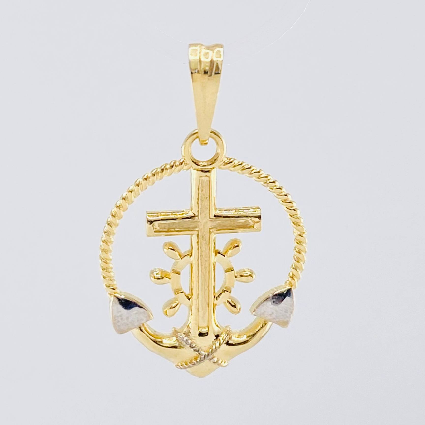 Dije Cruz Ancla Trenzada 2.1gr / 2.5cm / Dos Oros Amarillo Blanco 18K ©