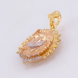 Dije Jesus Aureola Rayada 7.75gr / 3.6cm / Tres Oros 18K