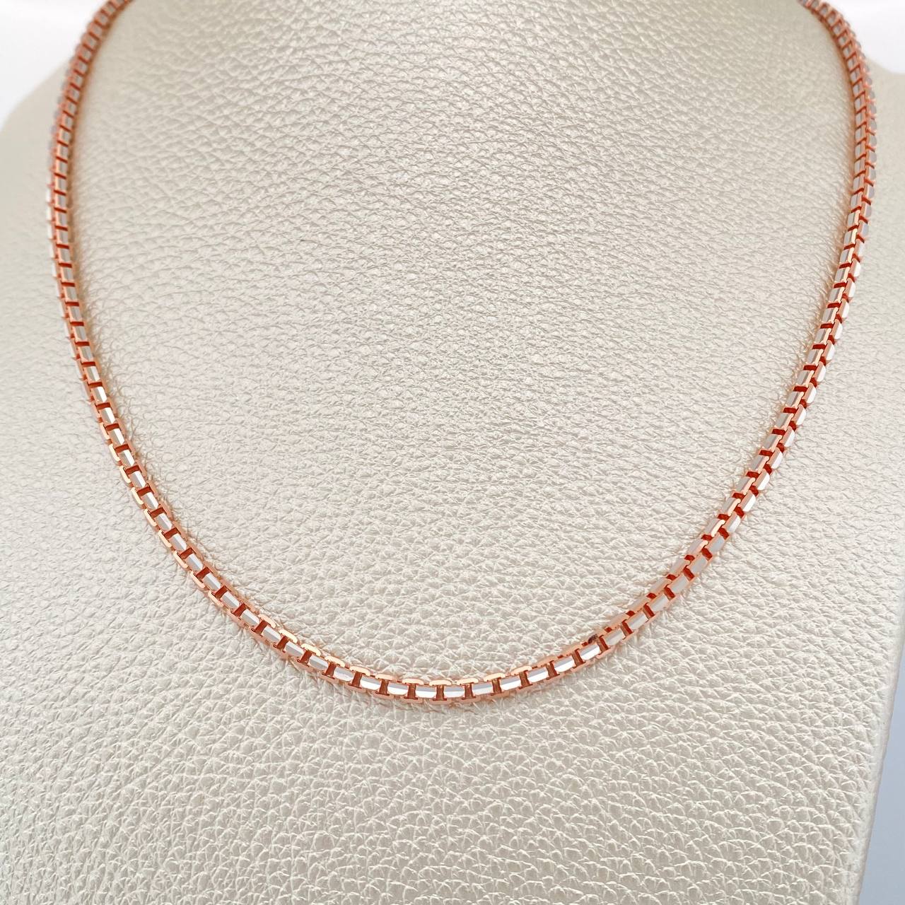 Cadena Veneciana 31.95gr / 70cm / Dos Oros Blanco Rosa +3 18K &