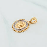 Dije Virgen Guadalupe 2.9 g / 2.6 cm Dos Oros Amarillo Blanco 18K