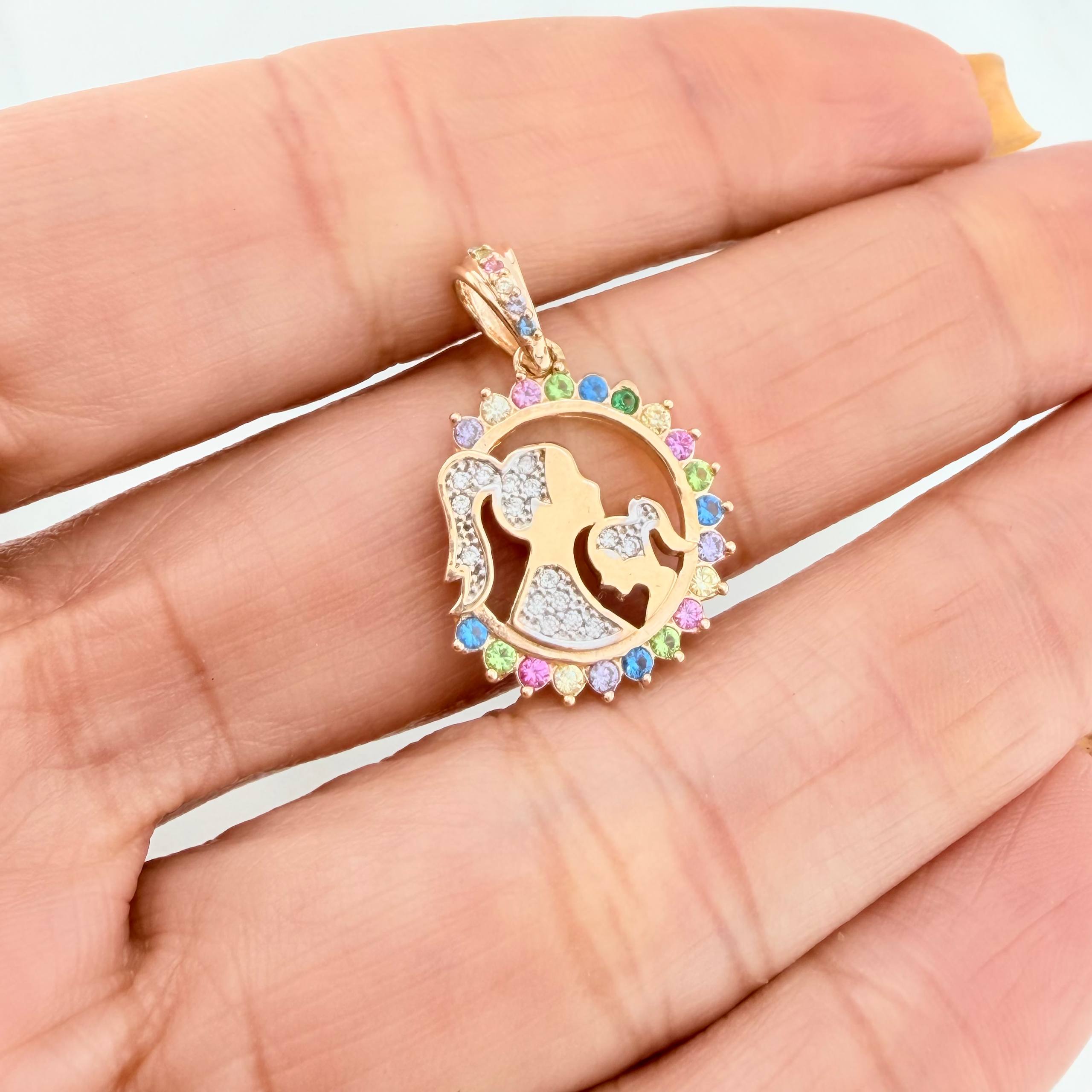 Dije Medalla Madre E Hija 3.2 g / 2.4 cm Dos Oros Amarillo Blanco 18K